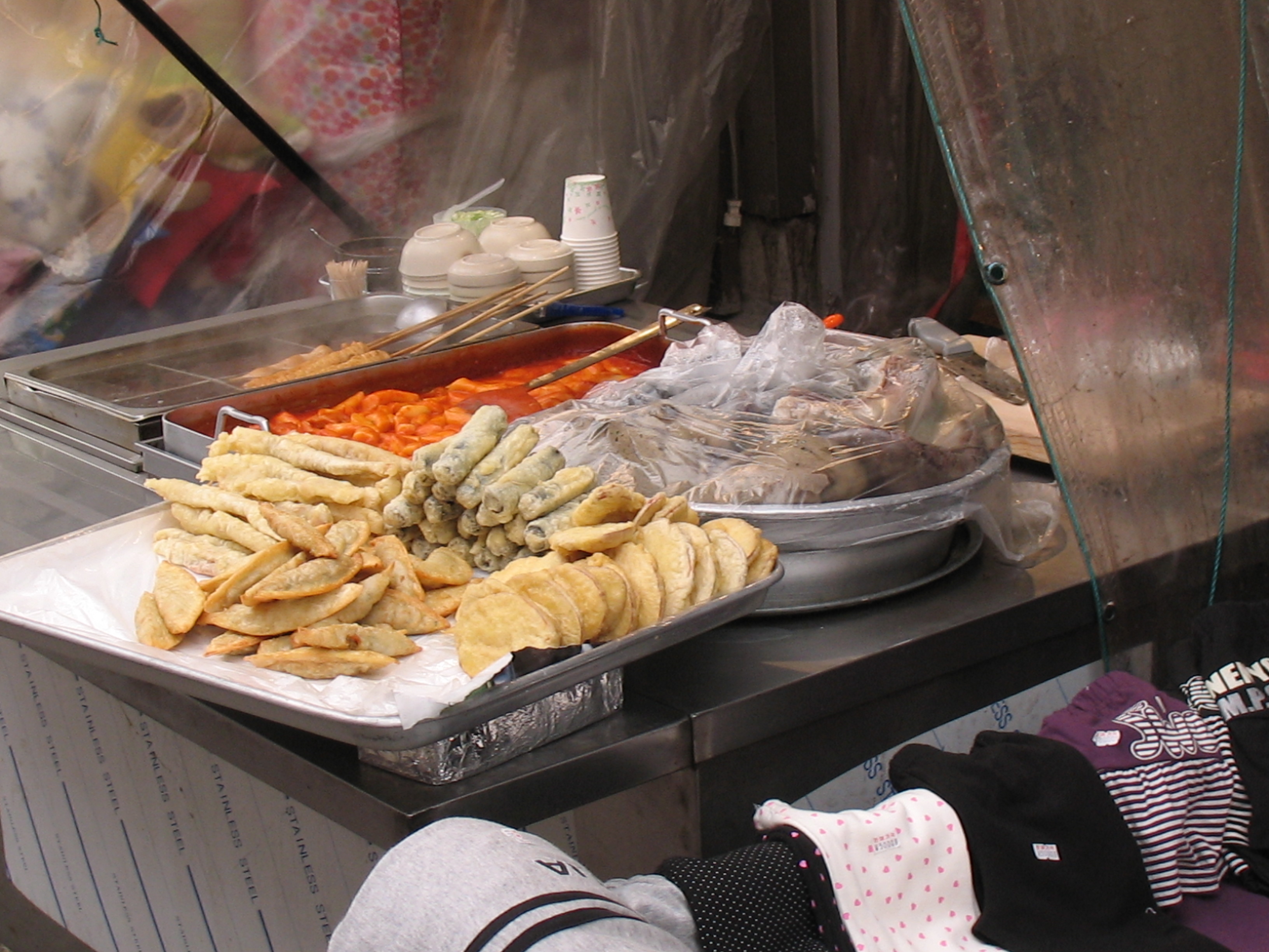 Korean bunsik street stall at night