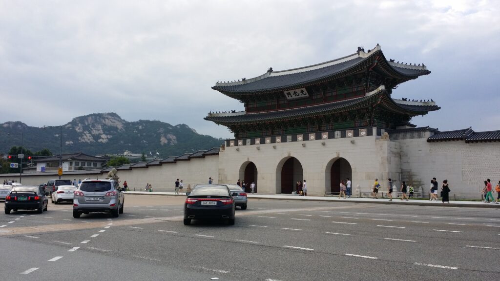 Gyeongbokgung Palace Visit Guide: Tickets, Hours & History
